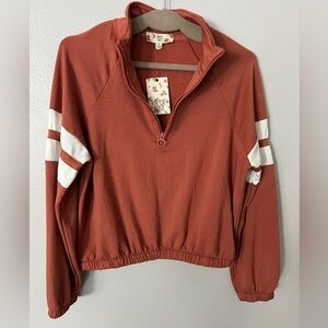 NEW Hippie Rose Zip Front Pullover Top; Size Medium